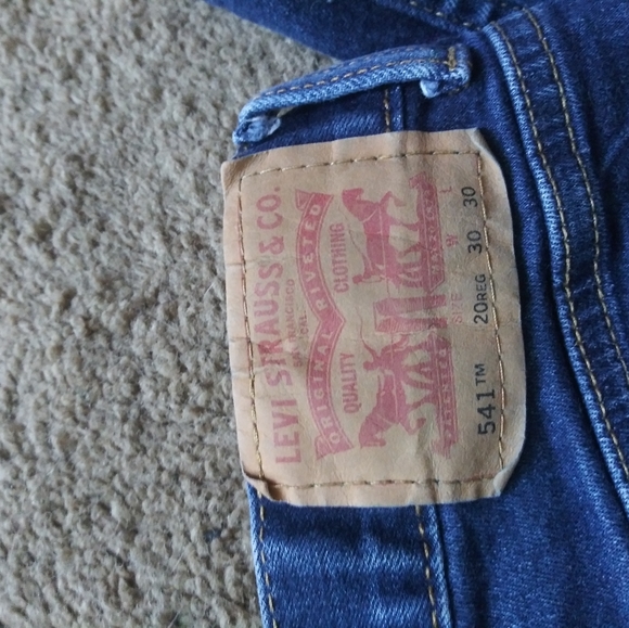 Boys Levis 541 Size 20Reg - Picture 4 of 6